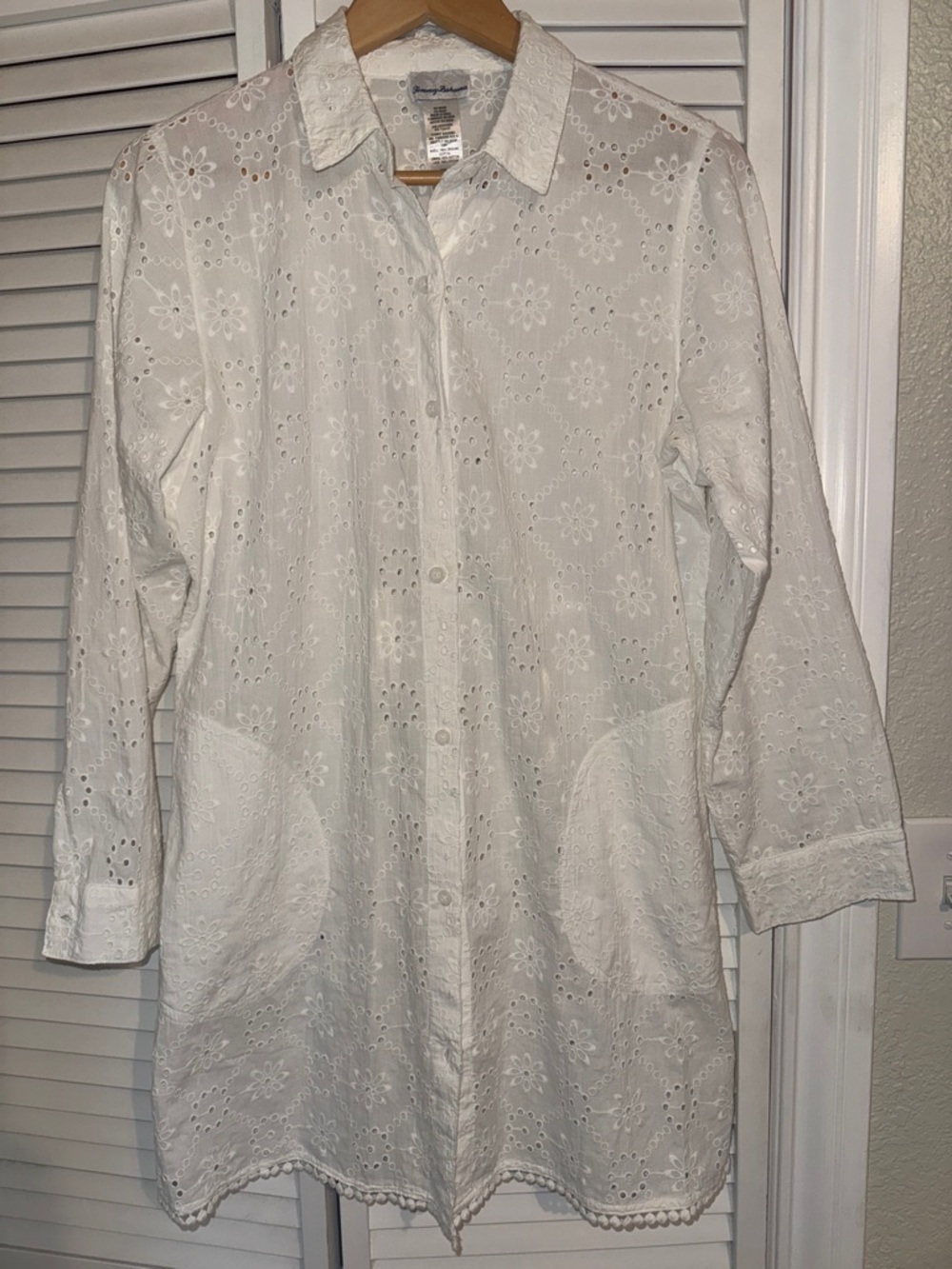 Tommy Bahama Harbor Eyelet Shirt Swim Cover-Up - S - Picture 4 of 6